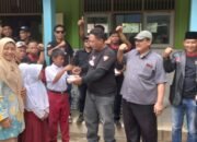 Dukung Program Makan Sehat dan Bergizi Presiden Prabowo, DPC GRIB Jaya Banjarnegara Bagikan 567 Nasi Kotak ke Anak Sekolah