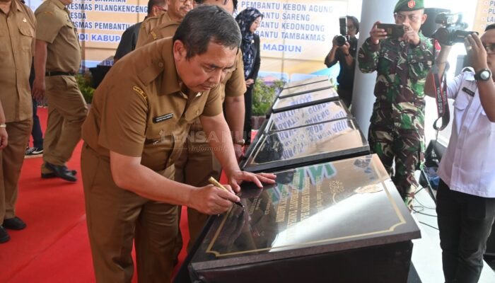 Pj Bupati Madiun Resmikan 8 Faskes Baru, Tingkatkan Layanan Kesehatan