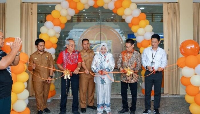 Resmi Dibuka, Genius Shopping Centre Jadi Pusat Edukasi dan Ekonomi Baru di Kotawaringin Barat