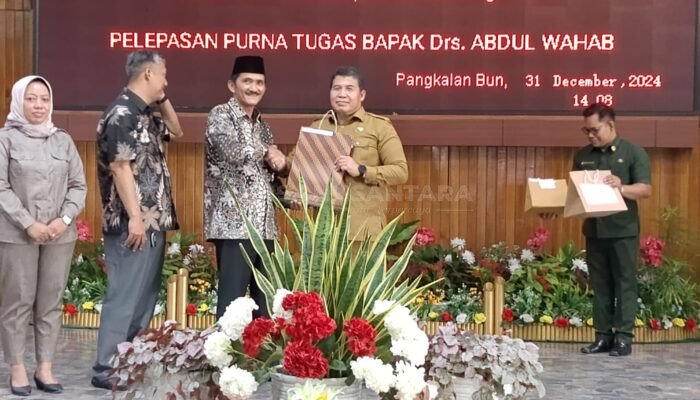 Penuh Keakraban dan Kekeluargaan Warnai Pelepasan Purna Tugas Abdul Wahab