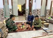 Terungkap! Anggota TMMD 123 Bondowoso “Ngobrol Santai” Di Rumah Warga, Ada Misi Penting Di Baliknya