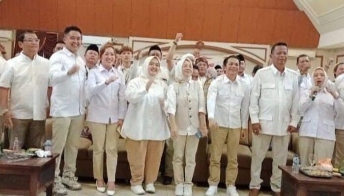 Diana Limbong Anggota DPRD Kabupaten Purwakarta Hadiri Acara HUT Gerindra ke-17