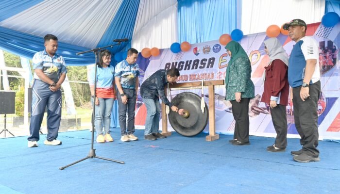 Beri Dukungan Penuh, Pj Bupati Kobar Buka Acara Angkasa Expo 2025 di Lanud Iskandar