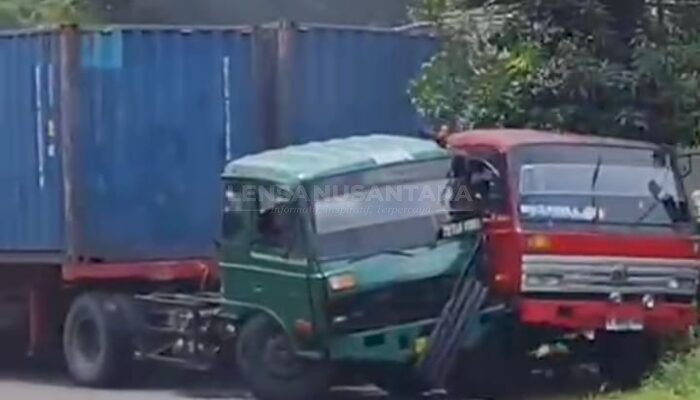 Dua Kontainer di Jepara Mengalami Kecelakaan, Beruntung Tidak Ada Korban Jiwa