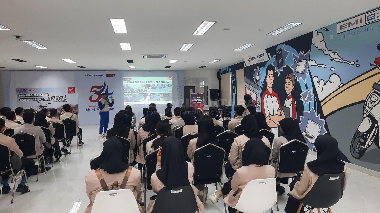 Safety Riding Instructor Astra Motor Kaltim 2