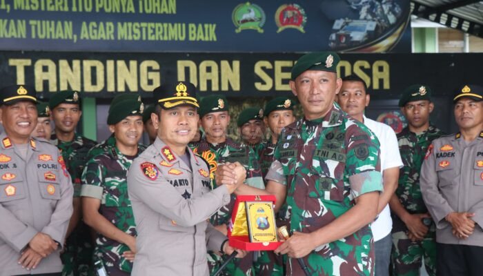 Jalin Silahturahmi, Kapolres Bondowoso Berkunjung ke Markas Batalyon Infanteri 514/SY