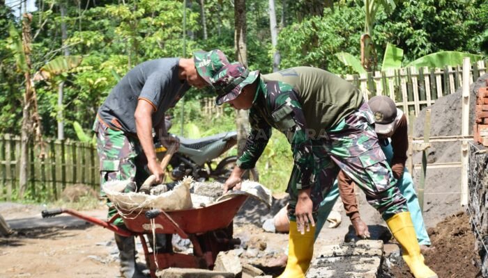 Praka Marinir Barudin Sang Prajurit, Sang Pembangun! TMMD 123 di Bondowoso