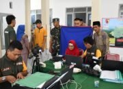 GRATIS! TMMD 123 Kodim 0822 Bondowoso & Disdukcapil Buka Layanan e-KTP & KK di Gunosari