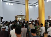 Satgas TMMD 123 Kodim 0822 Bondowoso Gelar Sholat Jumat Bersama Warga, Perkuat Iman & Silaturahmi