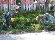 Satgas TMMD 123 Kodim 0822 Bondowoso Bersihkan Rumput Liar, Warga Lebih Nyaman dan Aman