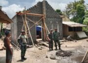 Dandim 0822 Bondowoso Tinjau Renovasi RTLH: Bukti Nyata Kepedulian TNI Untuk Warga Kurang Mampu!