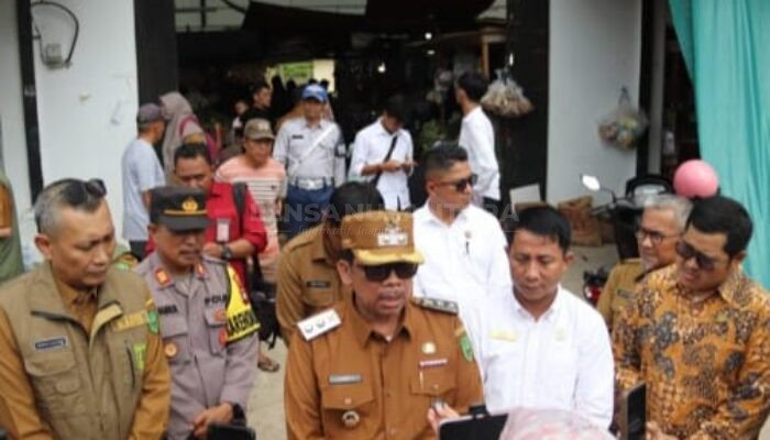 Wabup Natuna Tinjau Harga dan Ketersediaan Bahan Pangan