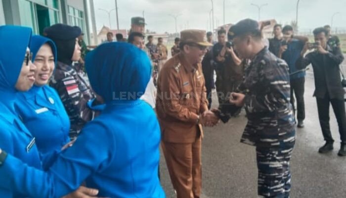 Tiba di Natuna, Danlanal Ranai di Sambut Hangat