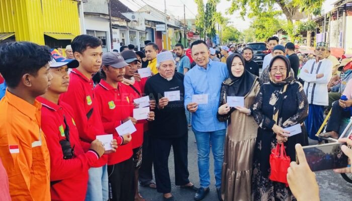 Yayasan Bani Insan Peduli di Sumenep Salurkan 3000 Amplop
