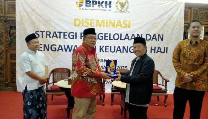 Waket Komisi VIII DPR-RI Santuni Ratusan Anak Yatim di Jepara: Mereka Juga Generasi Masa Depan Indonesia