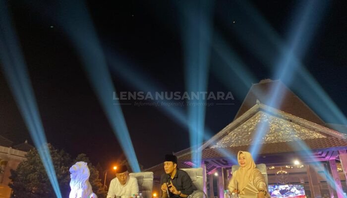 Pendopo Kabupaten Ponorogo Dibanjiri Ribuan Jamaah, Gus Kautsar: Ramadhan adalah Pintu Ampunan, Jangan Sia-siakan!