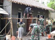 TMMD ke-123 Bondowoso Bangun RUTILAHU, Ibu Surinap Tak Kuasa Menahan Haru