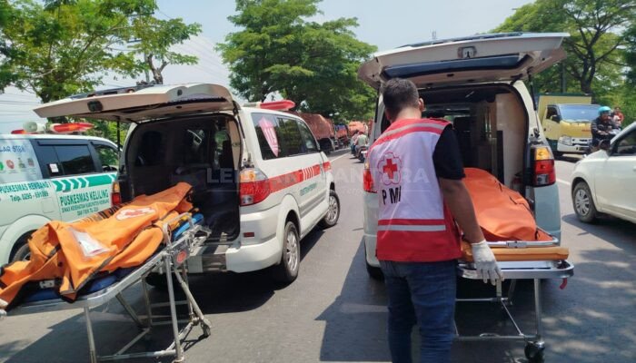 Kronologis Tewasnya Suami-Istri dan Balitanya Dalam Kecelakaan di Pantura Rembang