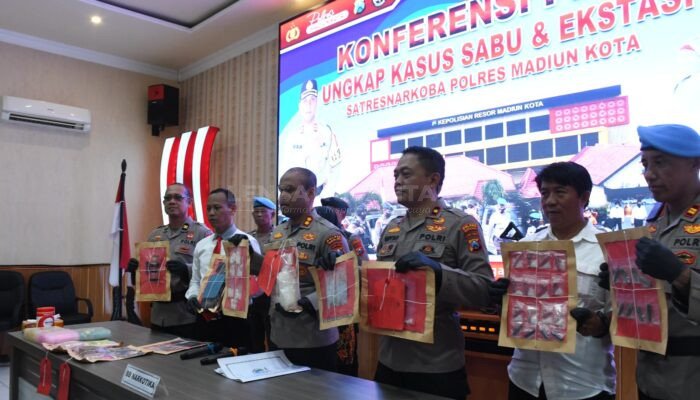 Polres Madiun Kota Ciduk Pengedar Narkoba Kelas Kakap, Sita Lebih 1 Kilogram Sabu dan Ratusan Butir Ekstasi