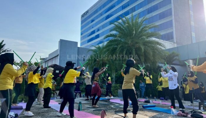 Ratusan Peserta Meriahkan Pound Fit Peringatan Hari Kesehatan Dunia di Kota Madiun