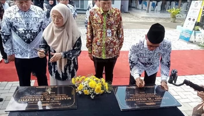 Masjid H. Soelistyo Resmi Diresmikan Bupati Amalia, Begini Kata Ketua PGRI Banjarnegara