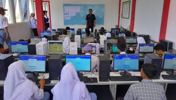 SMK YPI Al Firdaus Rifka Naja Rembang, Sensasi Sekolah Rasa Kuliah