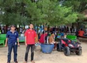 Libur Akhir Pekan, Relawan PMI Rembang Siaga di Pantai KJB