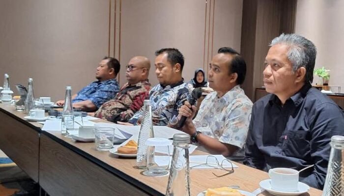 Perbaikan Jalan Santan Ulu Kutai Kartanegara Menjadi Rekomendasi PANSUS LKPJ