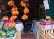 Laris Manis, Omzet Pedagang Buah Ini Tembus Puluhan Juta Perbulan