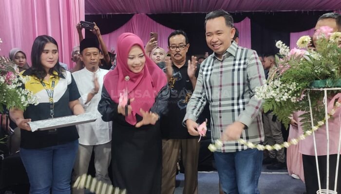 Gus Bupati Jember Resmikan Dealer United E Motor Listrik, Ramah Lingkungan dan Pajak Nol Persen