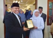 Kunjungi Al Ishlah Bondowoso, Gubernur Khofifah Dukung Peran Pesantren Cetak Santri Pintar dan Benar