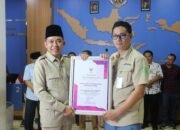 Serap Gabah Tertinggi di Jatim, Kabulog Cabang Jember Dapat Penghargaan dari Gus Fawait