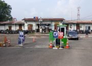 Dilema, PT KAI Serahkan Pengelolaan Parkir Stasiun Purwakarta kepada RMU, Belasan Jukir Lokal Terlantar