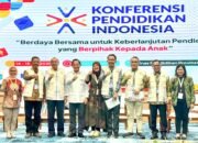 Belum Genap 100 Hari Menjabat, Bupati Jember Diganjar Penghargaan Nasional di Bidang Pendidikan