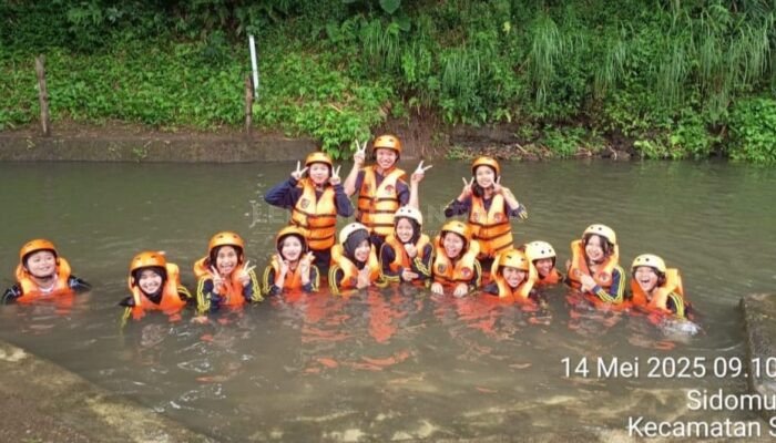 215 Siswa SMPN 1 Jenggawah Nikmati Wisata Lokal, Eny: Siswa Ikut Promosikan Dua Wisata Alam di Jember