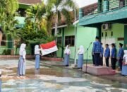 Gelar Upacara 117 Harkitnas, Kepala SMKN 1 Klabang Tegaskan Seger Waras Pilar Kebangkitan Nasional