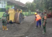 Satgas TMMD ke-124 Lakukan Pengerasan Jalan Utama Desa Plalangan Menuju Kota Jember