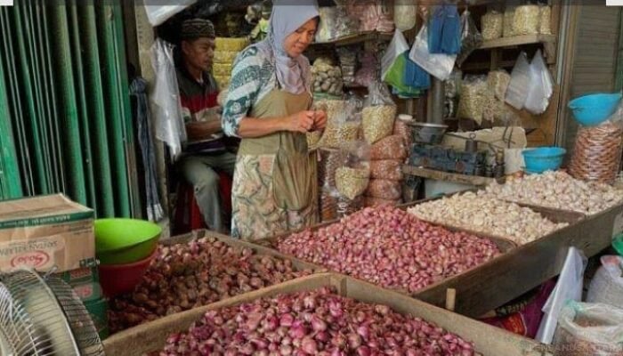 Jelang Idul Adha, Harga Bawang Merah di Rembang Melambung