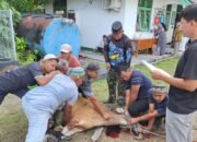 Pelayan Kesehatan di Kepulauan Natuna Berbagi Daging Kurban