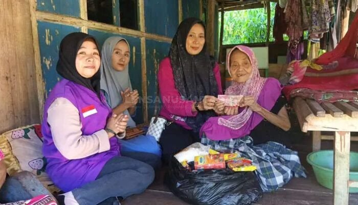 Komunitas SSB Bulukumba Aktif Salurkan Donasi Setiap Jumat dan Sediakan Layanan Ambulans Gratis