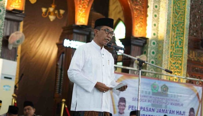 Bupati Kholil Lepas 1.032 CJH 2025: doakan Pamekasan dapat rahmat dari Allah SWT