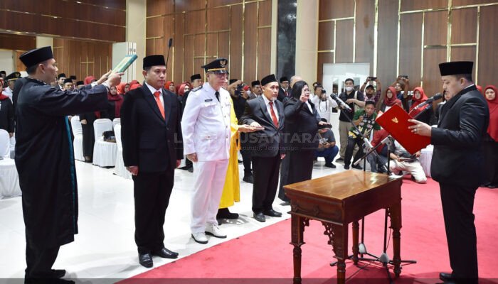 Lantik 136 Pejabat Eselon II, III dan IV Bupati Rusdi Sutejo : Mutasi Hal Wajar di Dunia Birokrasi