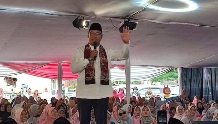 Wamentan Hadiri Apel Kebangsaan Sholawat Tani Sampaikan Sejumlah Program Presiden Prabowo
