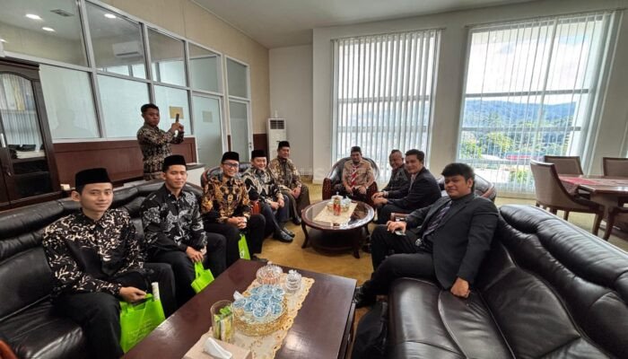 Pemkab Solok Terima Undangan Peresmian Auditorium GONTOR 9, Wabup Candra Apresiasi Kiprah Ponpes dalam Mencerdaskan Umat