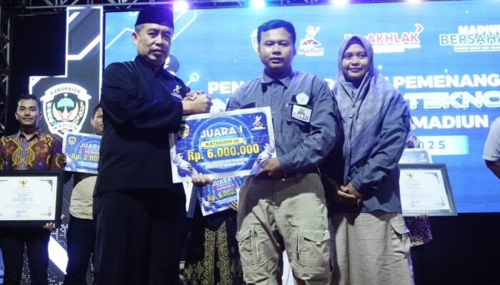 Inovasi dan Teknologi Berkembang Pesat, Pemkab Madiun Anugerahi Para Pemenang Lomba Litbang 2025