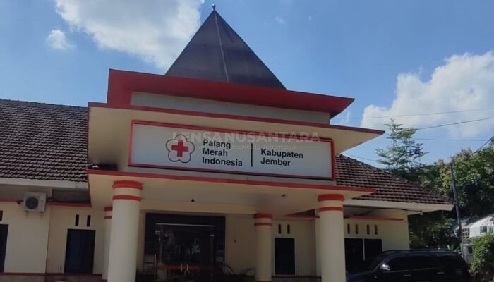 Izin Operasional Habis, Ketua PMI Cabang Jember Hindari Wartawan Dilakukan Konfirmasi