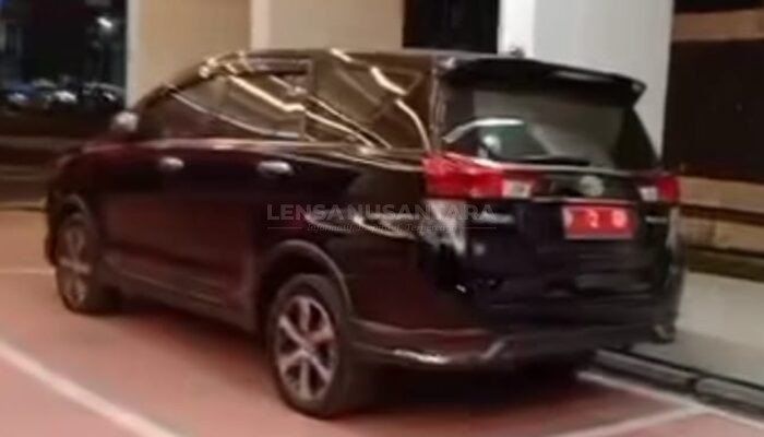 Mobil Dinas Wabup Jember Dibeli Gunakan Uang Rakyat Terparkir Lama, Pj Sekda: Faktanya Tidak Hilang