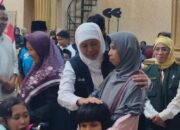 Gubernur Khofifah Salurkan Bansos PKH Plus dan Penyandang Disabilitas di Jember