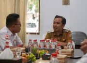 Mundurnya Thamrin, Gus Fawait Serahkan SK Plt Kepengurusan PMI Jember ke Sekretaris