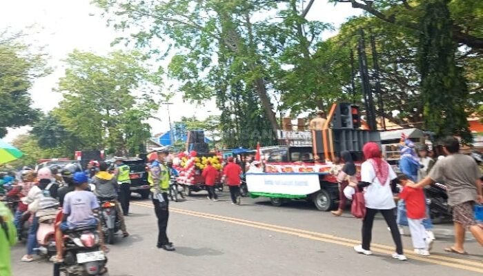 Meriah..! Karnaval TK di Rembang, Semarak HUT Kemerdekaan RI Ke-80